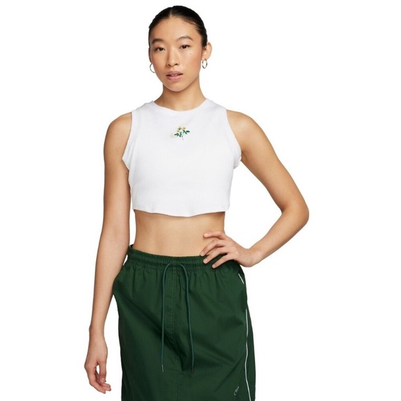 NIKE 🌼 Floral Ribbed Crop Tank Top - Picture 2 of 3